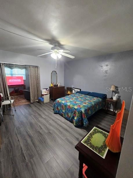 For Sale: $129,900 (1 beds, 1 baths, 780 Square Feet)