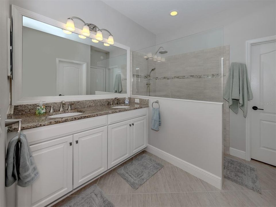 На продажу: $579,000 (3 спален, 2 ванн, 2065 Квадратных фут)