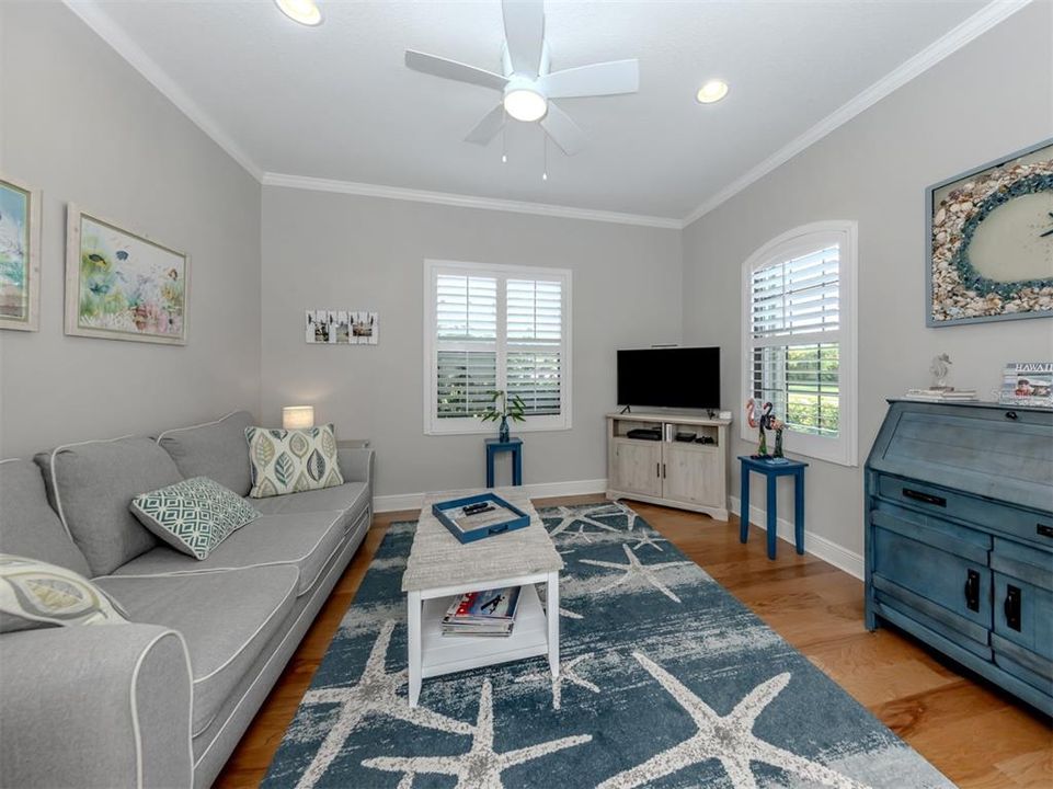 На продажу: $579,000 (3 спален, 2 ванн, 2065 Квадратных фут)