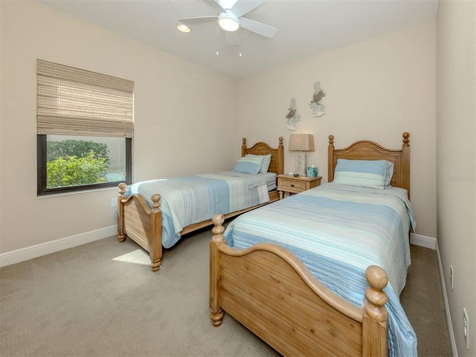 На продажу: $579,000 (3 спален, 2 ванн, 2065 Квадратных фут)