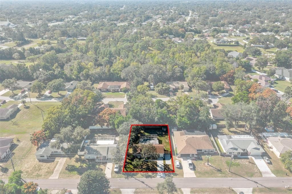 Active With Contract: $309,900 (2 beds, 2 baths, 1148 Square Feet)