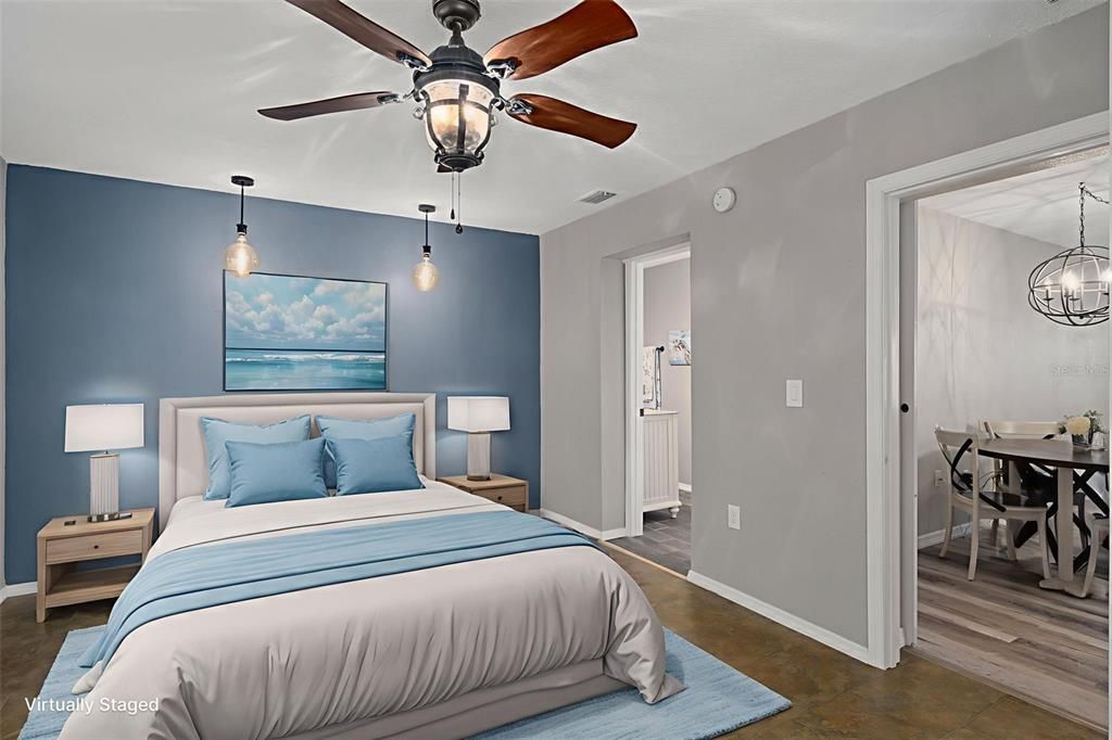 Active With Contract: $309,900 (2 beds, 2 baths, 1148 Square Feet)