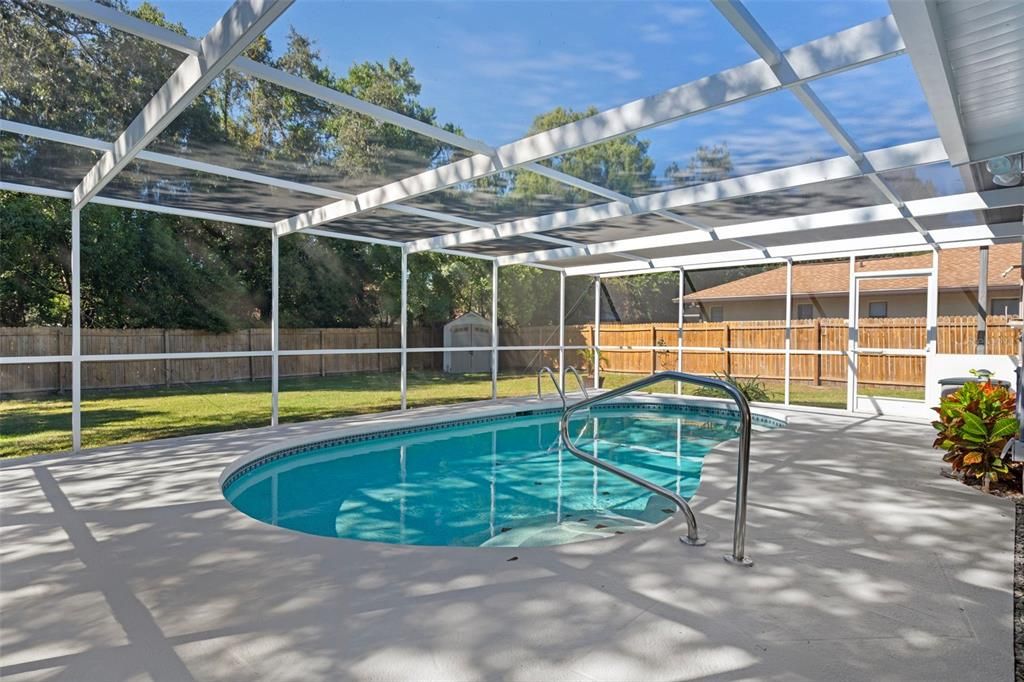 Active With Contract: $309,900 (2 beds, 2 baths, 1148 Square Feet)