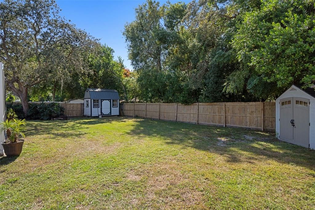 Active With Contract: $309,900 (2 beds, 2 baths, 1148 Square Feet)