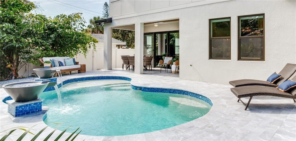 待售: $1,299,900 (4 贝兹, 2 浴室, 2432 平方英尺)