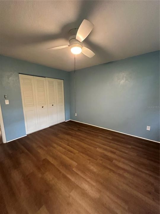 待售: $179,999 (2 贝兹, 1 浴室, 973 平方英尺)