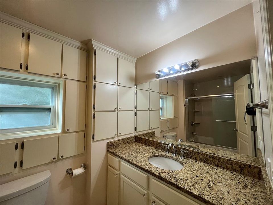 For Rent: $2,500 (3 beds, 2 baths, 1550 Square Feet)