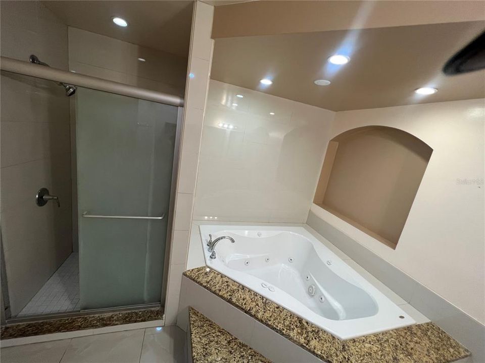 For Rent: $2,500 (3 beds, 2 baths, 1550 Square Feet)