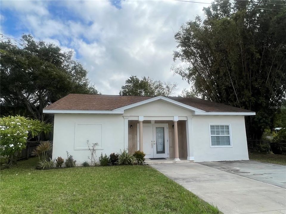 For Rent: $2,500 (3 beds, 2 baths, 1550 Square Feet)