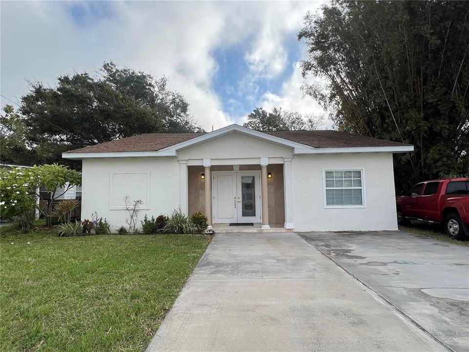 For Rent: $2,500 (3 beds, 2 baths, 1550 Square Feet)