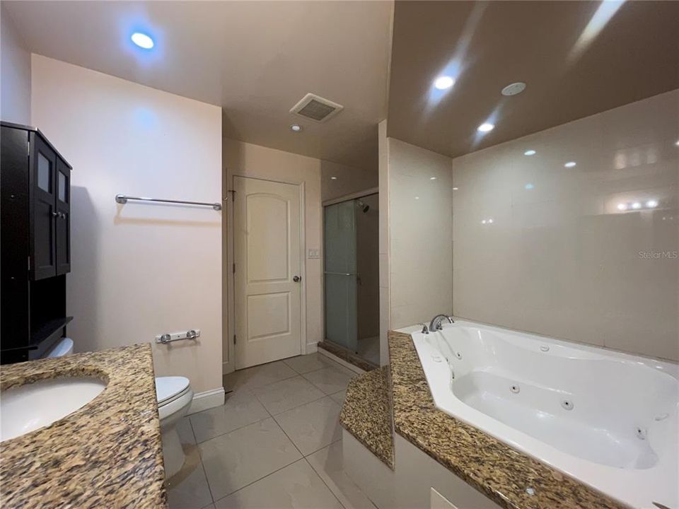 For Rent: $2,500 (3 beds, 2 baths, 1550 Square Feet)