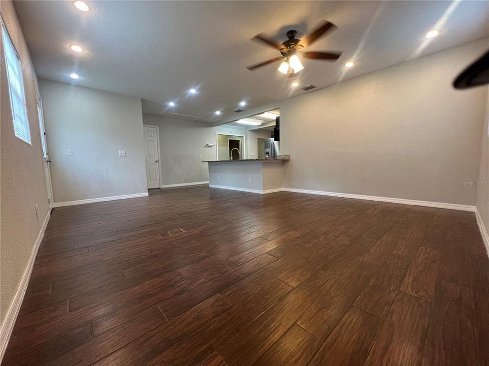 For Rent: $2,500 (3 beds, 2 baths, 1550 Square Feet)