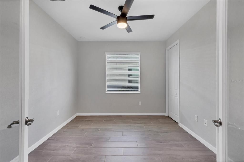 Activo con contrato: $444,000 (4 camas, 2 baños, 2246 Pies cuadrados)