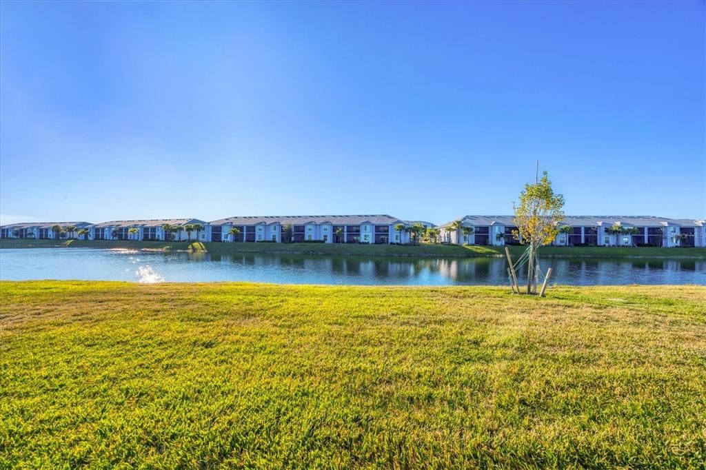 Activo con contrato: $444,000 (4 camas, 2 baños, 2246 Pies cuadrados)