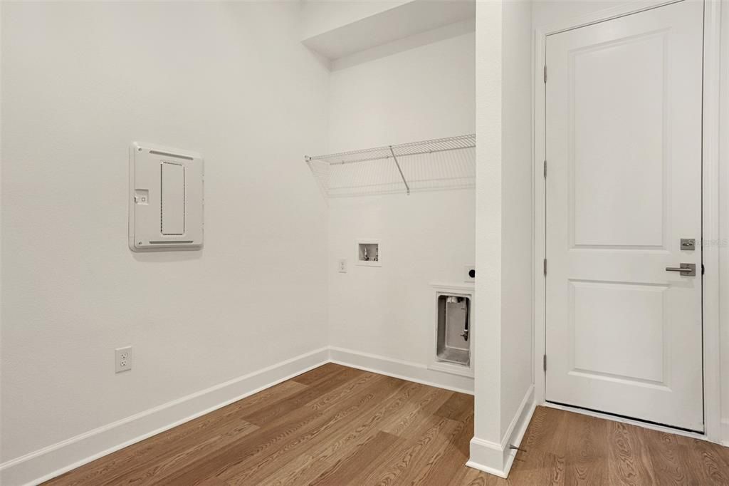 На продажу: $449,990 (3 спален, 2 ванн, 1967 Квадратных фут)