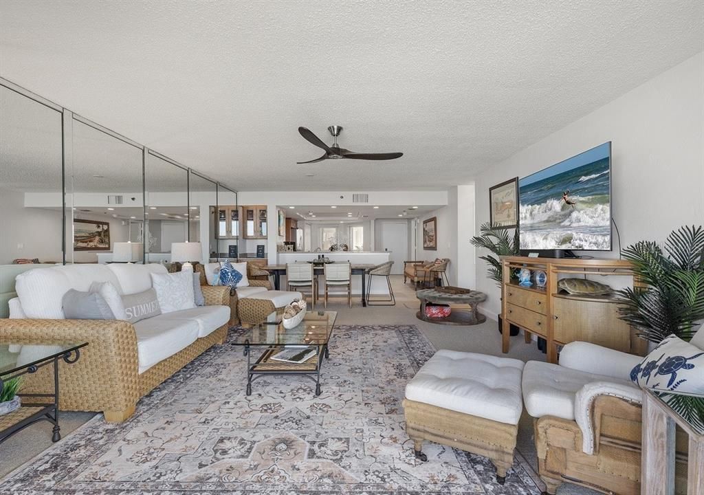 En Venta: $950,000 (2 camas, 2 baños, 1489 Pies cuadrados)