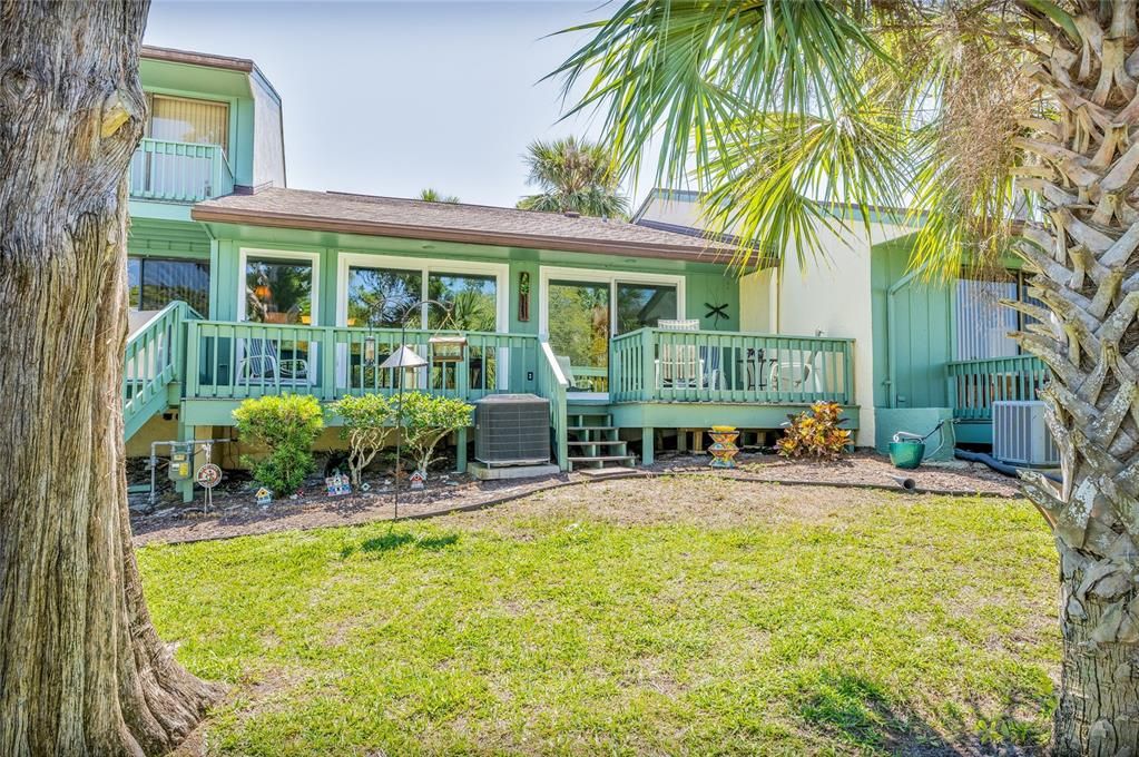 合同活跃: $189,900 (1 贝兹, 1 浴室, 1033 平方英尺)