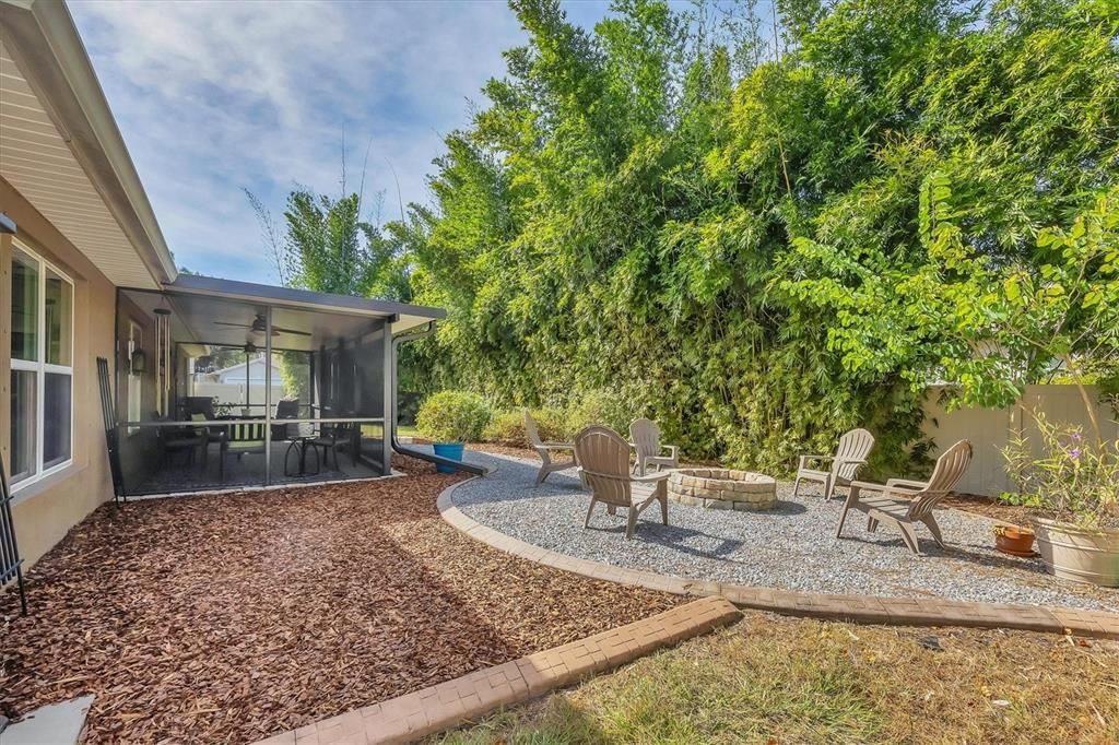 Activo con contrato: $434,900 (4 camas, 2 baños, 2557 Pies cuadrados)