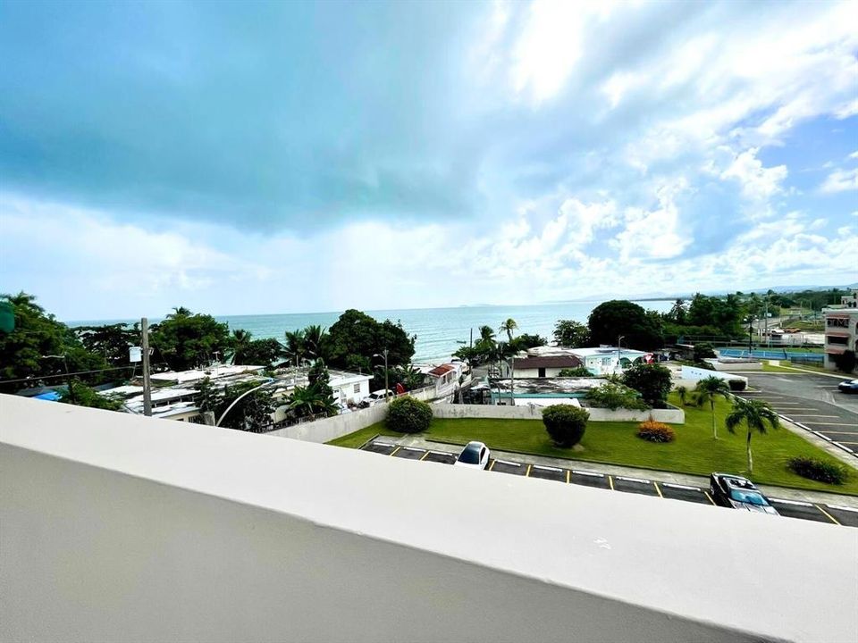 待售: $325,000 (3 贝兹, 2 浴室, 3081 平方英尺)