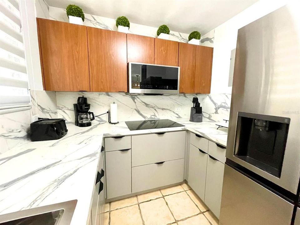 待售: $325,000 (3 贝兹, 2 浴室, 3081 平方英尺)