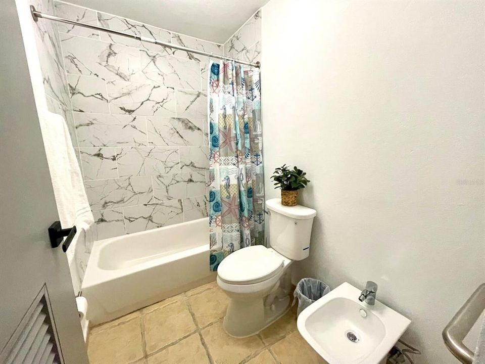 待售: $325,000 (3 贝兹, 2 浴室, 3081 平方英尺)