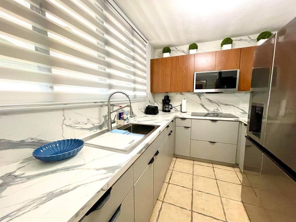 待售: $325,000 (3 贝兹, 2 浴室, 3081 平方英尺)