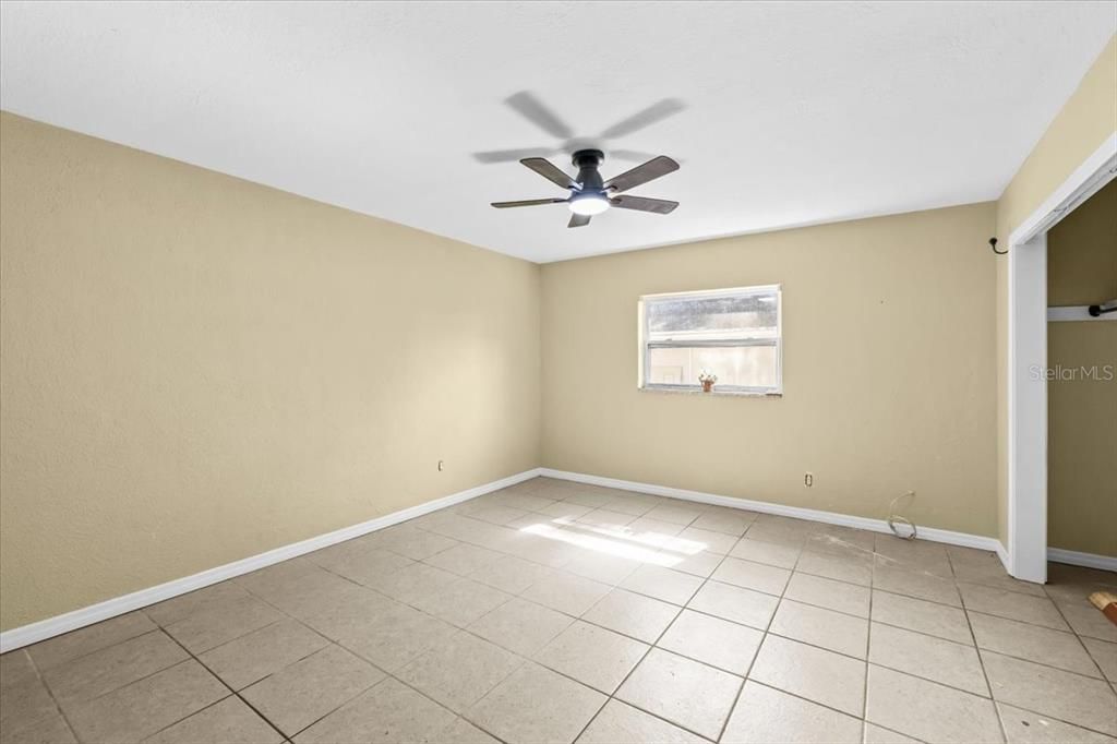 For Sale: $440,000 (3 beds, 2 baths, 1711 Square Feet)