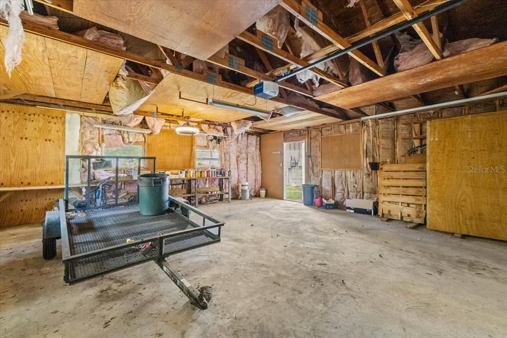 For Sale: $440,000 (3 beds, 2 baths, 1711 Square Feet)