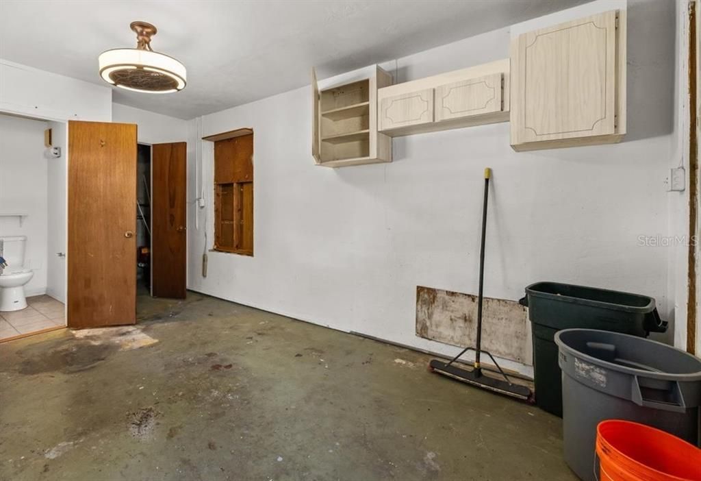 For Sale: $440,000 (3 beds, 2 baths, 1711 Square Feet)