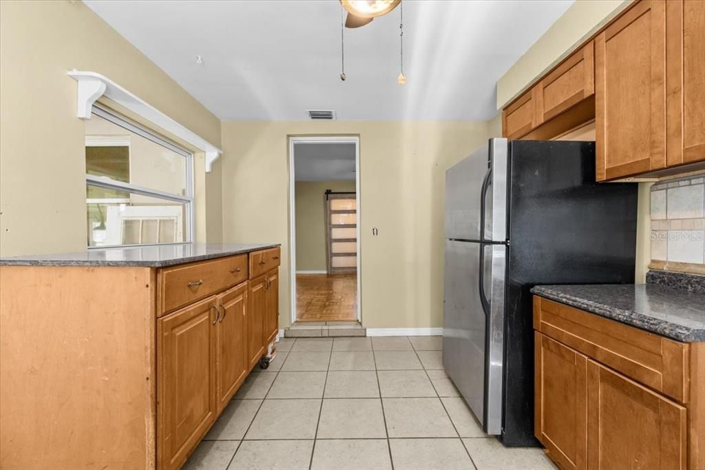 For Sale: $440,000 (3 beds, 2 baths, 1711 Square Feet)