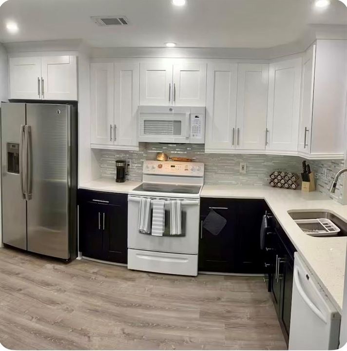 En Venta: $360,000 (3 camas, 2 baños, 1108 Pies cuadrados)