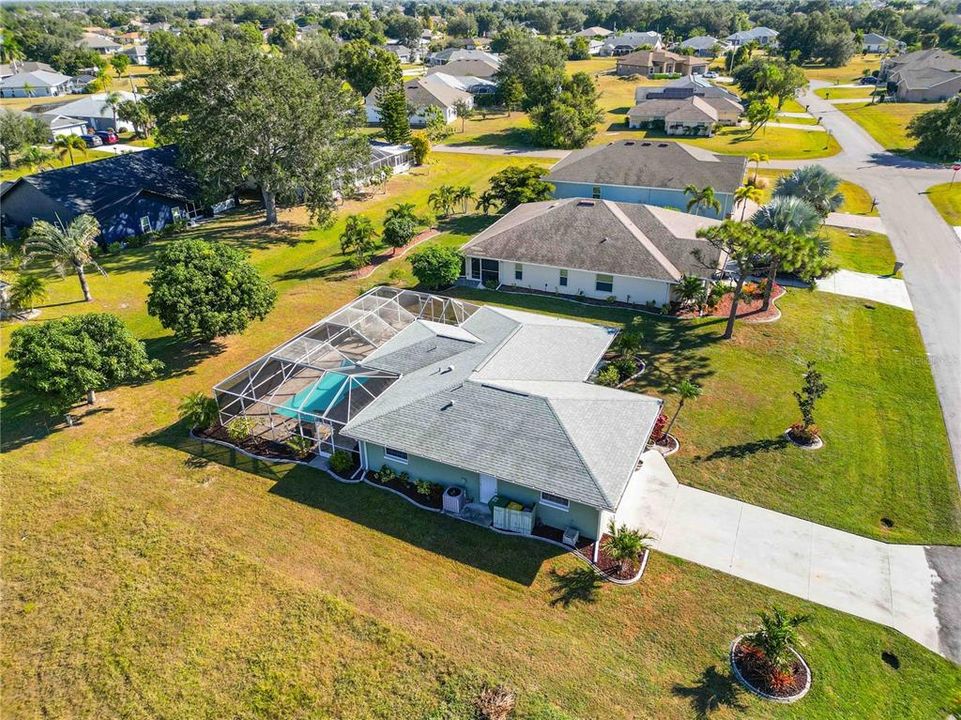 合同活跃: $295,000 (2 贝兹, 2 浴室, 1190 平方英尺)