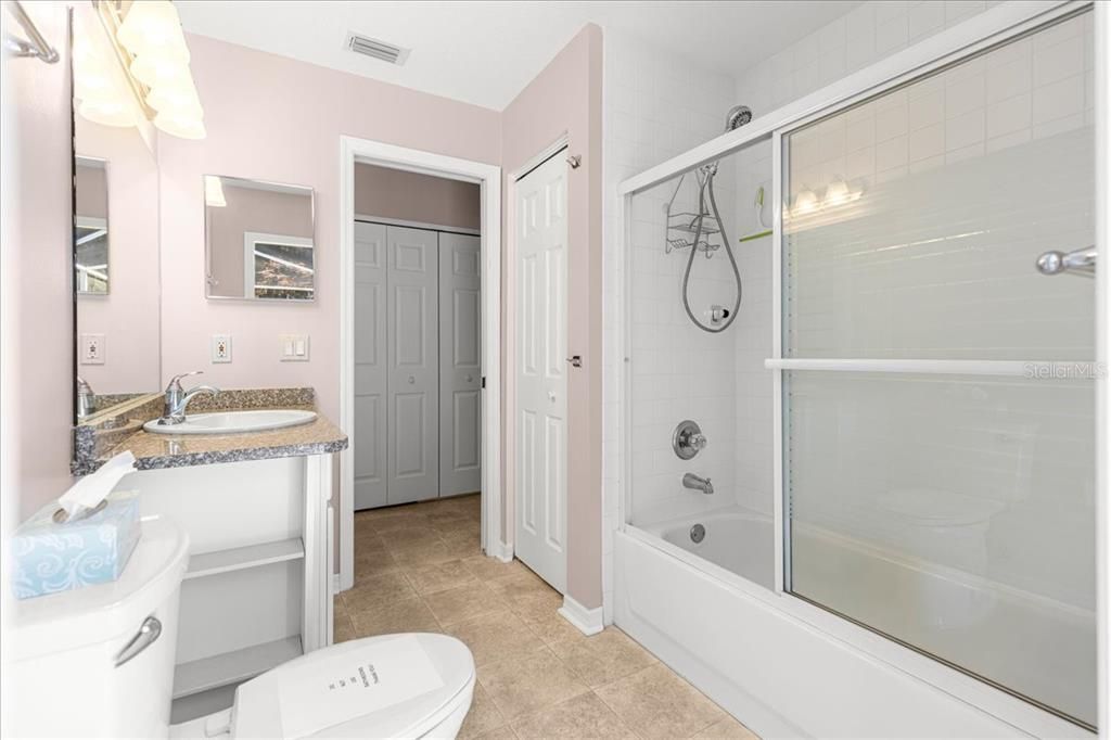 En Venta: $424,000 (3 camas, 2 baños, 1942 Pies cuadrados)