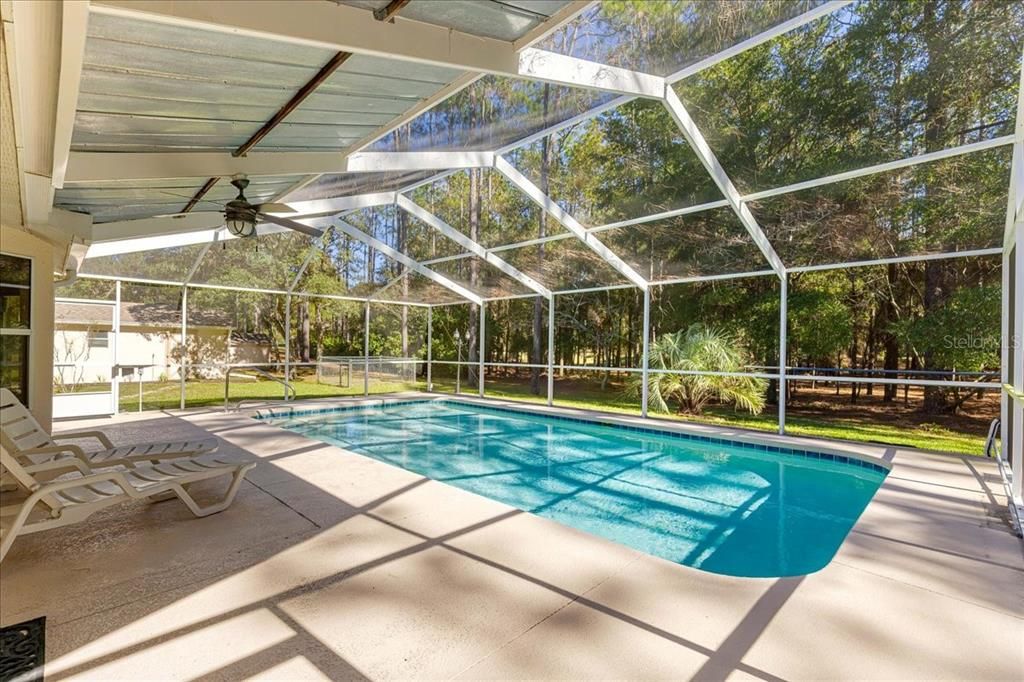 En Venta: $424,000 (3 camas, 2 baños, 1942 Pies cuadrados)