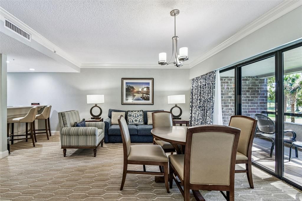 For Sale: $219,900 (1 beds, 1 baths, 610 Square Feet)