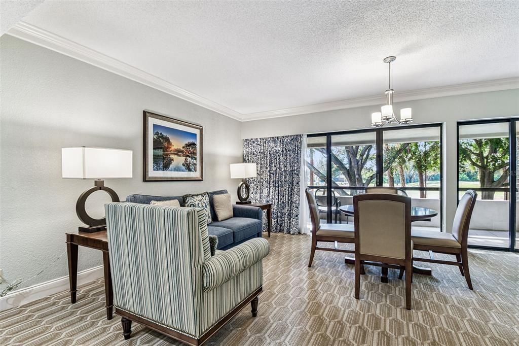 For Sale: $219,900 (1 beds, 1 baths, 610 Square Feet)