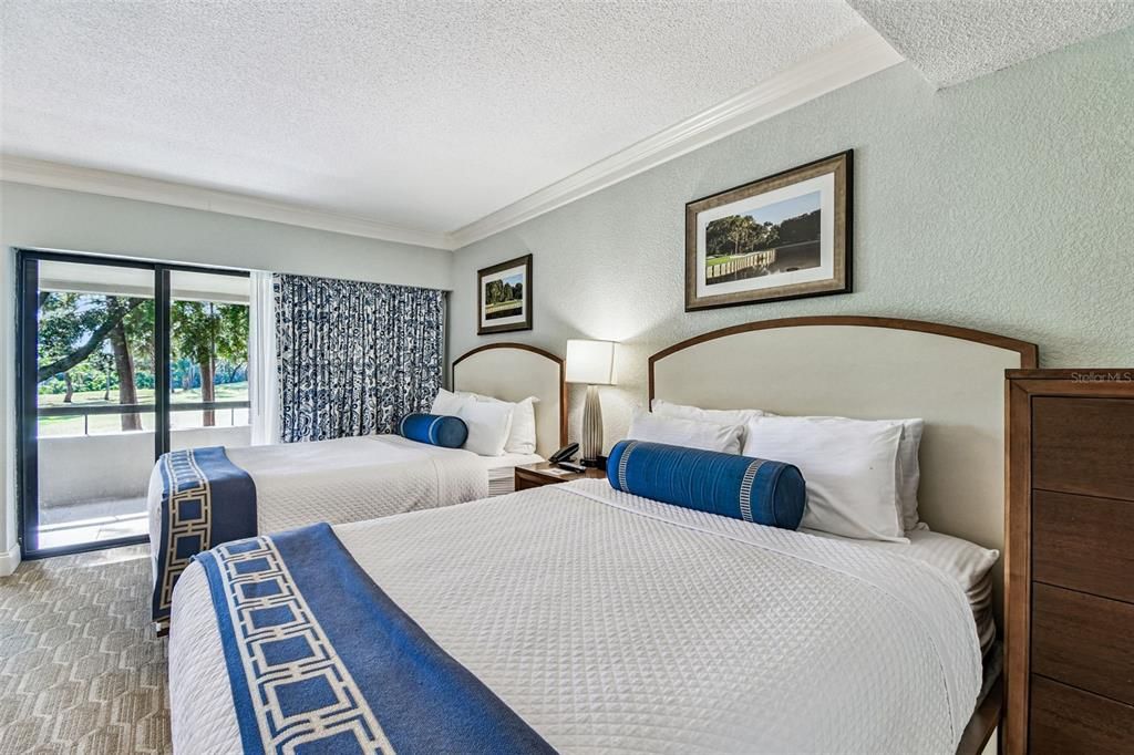 For Sale: $219,900 (1 beds, 1 baths, 610 Square Feet)