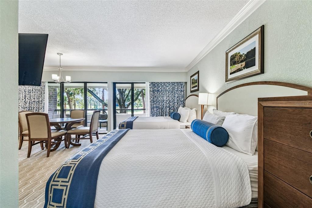 For Sale: $219,900 (1 beds, 1 baths, 610 Square Feet)