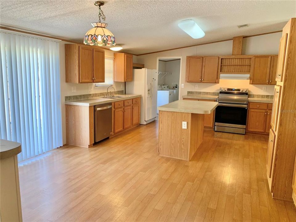 For Sale: $254,900 (4 beds, 3 baths, 2240 Square Feet)