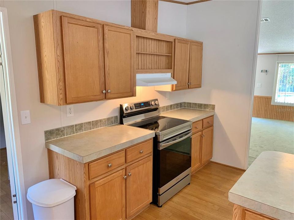 For Sale: $254,900 (4 beds, 3 baths, 2240 Square Feet)