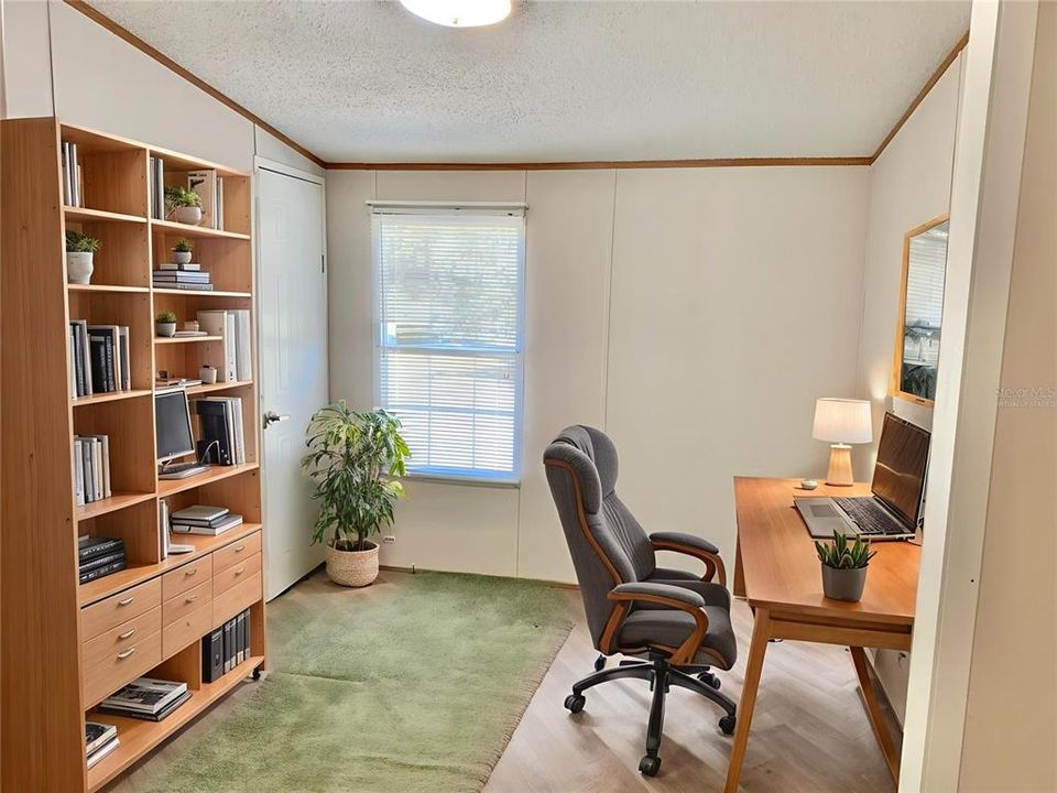 For Sale: $254,900 (4 beds, 3 baths, 2240 Square Feet)