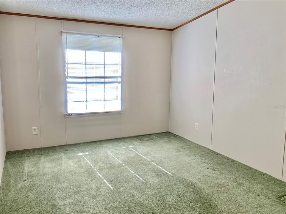 For Sale: $254,900 (4 beds, 3 baths, 2240 Square Feet)