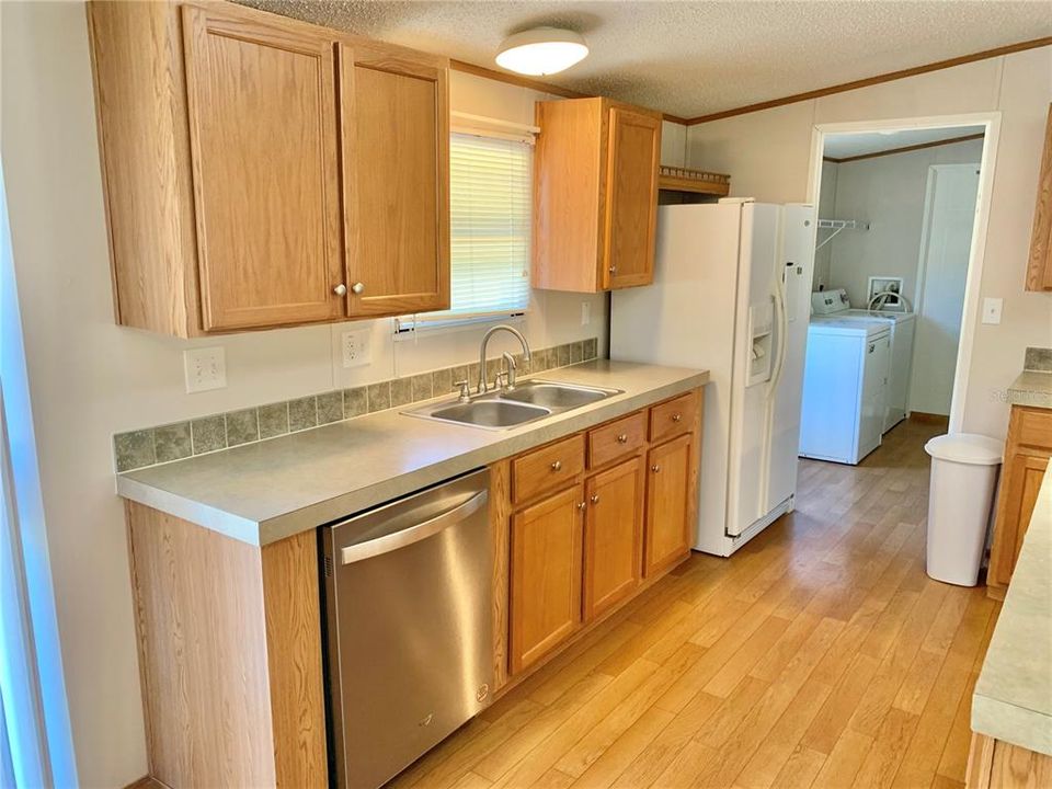 For Sale: $254,900 (4 beds, 3 baths, 2240 Square Feet)