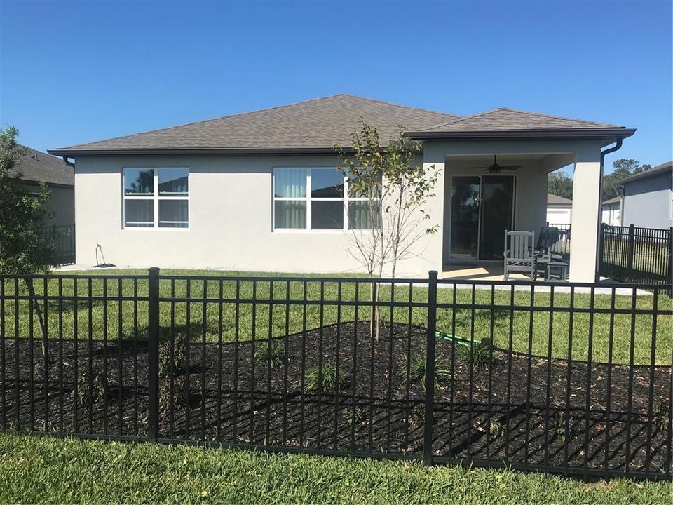 En Venta: $369,500 (4 camas, 2 baños, 1853 Pies cuadrados)