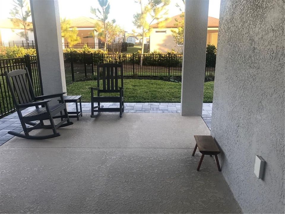 En Venta: $369,500 (4 camas, 2 baños, 1853 Pies cuadrados)