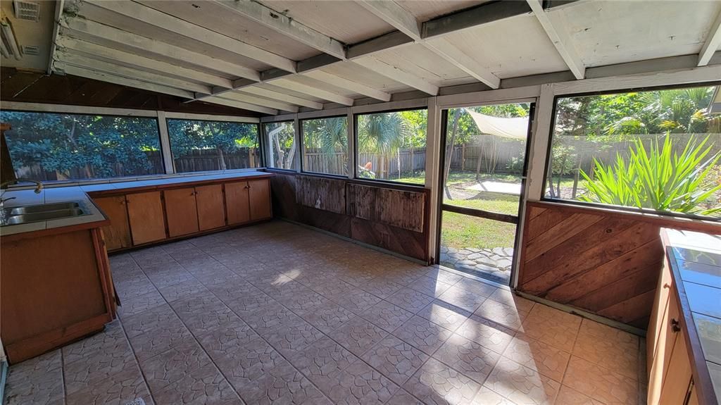 На продажу: $289,000 (3 спален, 2 ванн, 1530 Квадратных фут)