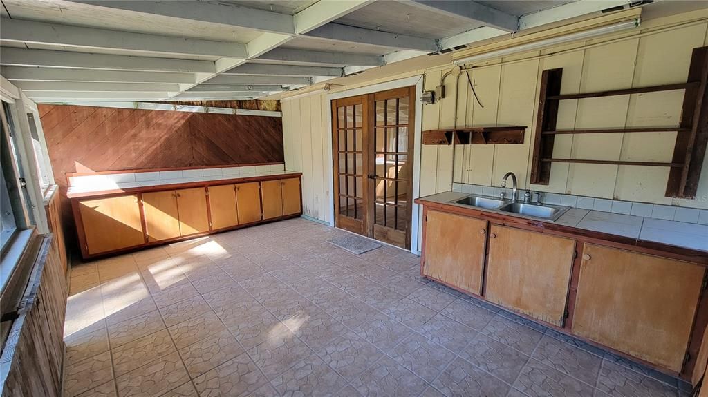 На продажу: $289,000 (3 спален, 2 ванн, 1530 Квадратных фут)