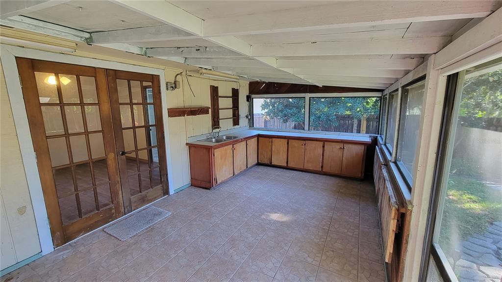 На продажу: $289,000 (3 спален, 2 ванн, 1530 Квадратных фут)