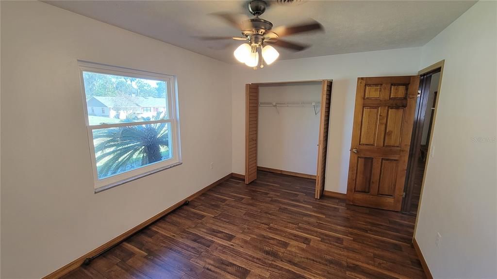 На продажу: $289,000 (3 спален, 2 ванн, 1530 Квадратных фут)