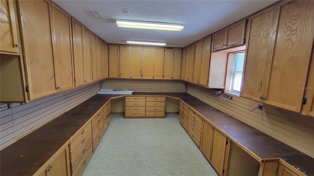 На продажу: $289,000 (3 спален, 2 ванн, 1530 Квадратных фут)